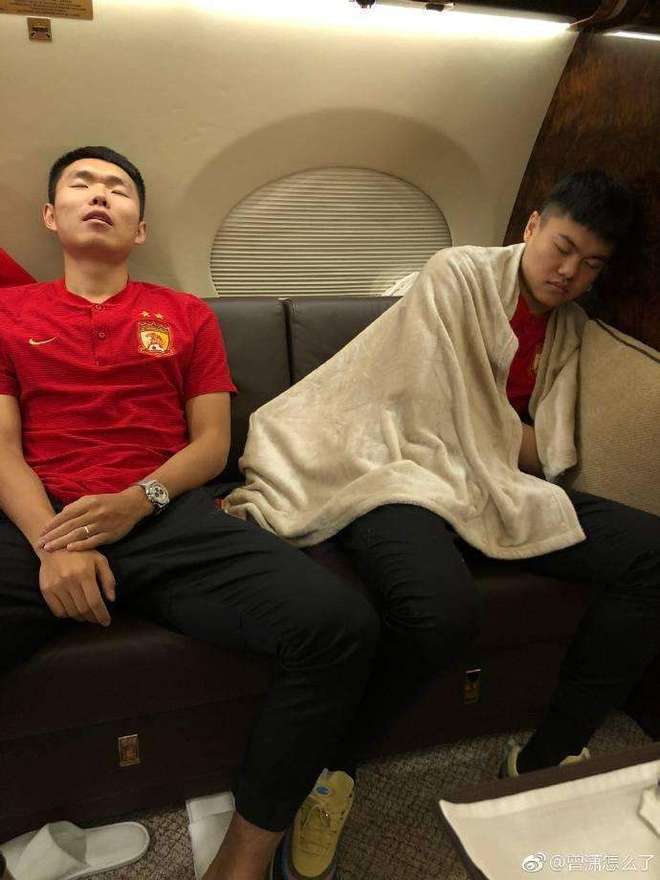 开云官网-巴里痛失主场，被维罗纳逆转，遭遇意外失利，士气大振