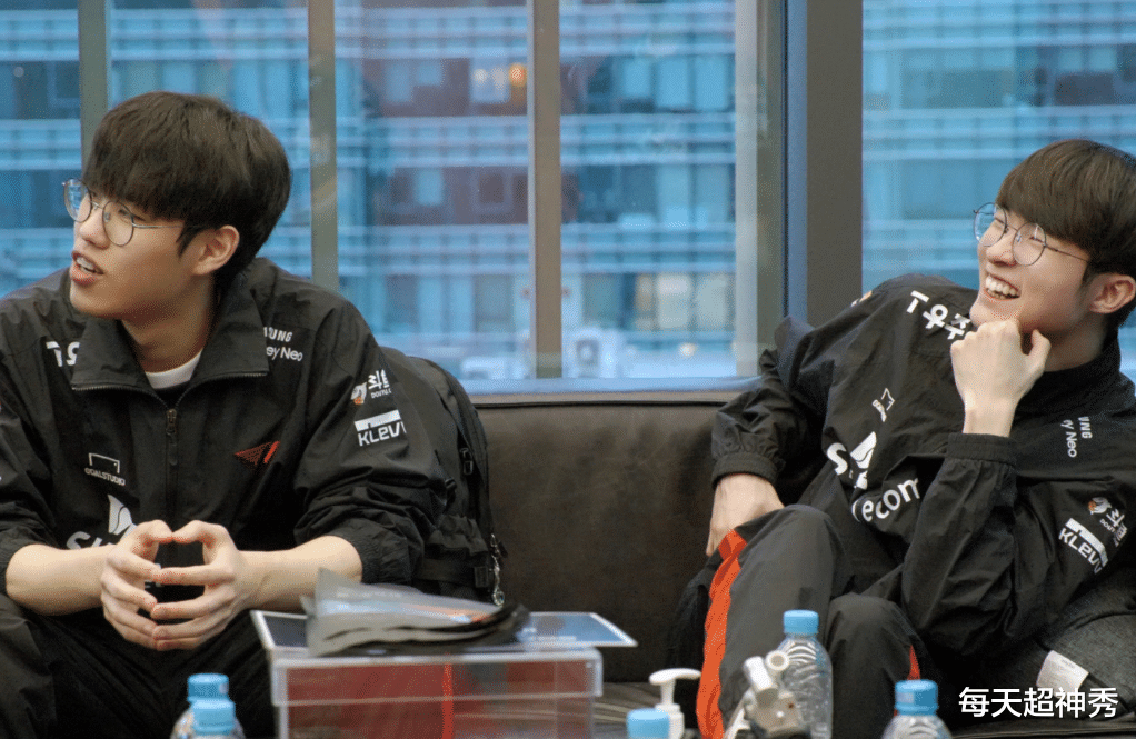 开云体育入口-包含TES力克HLE，Oner拿下关键大龙激烈交锋淘汰赛，锁定晋级资格的词条